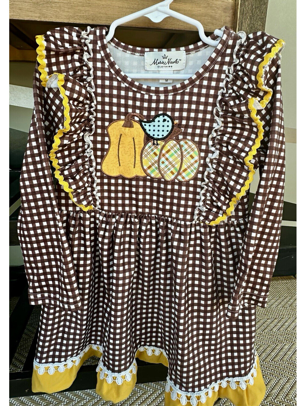 Marie Nicole Clothing Girls Brown/White Gingham Pumpkin Appliqué Dress M